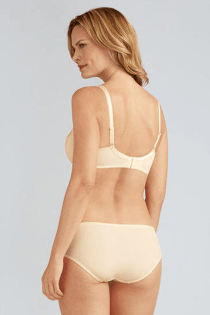 Amoena Mastectomy Brassiere 34 / D / Off-White Amoena Lilly Wire-Free Bra