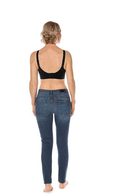 Back view of Aylin seamless bra in black displaying traditional closure and wide adjustable straps